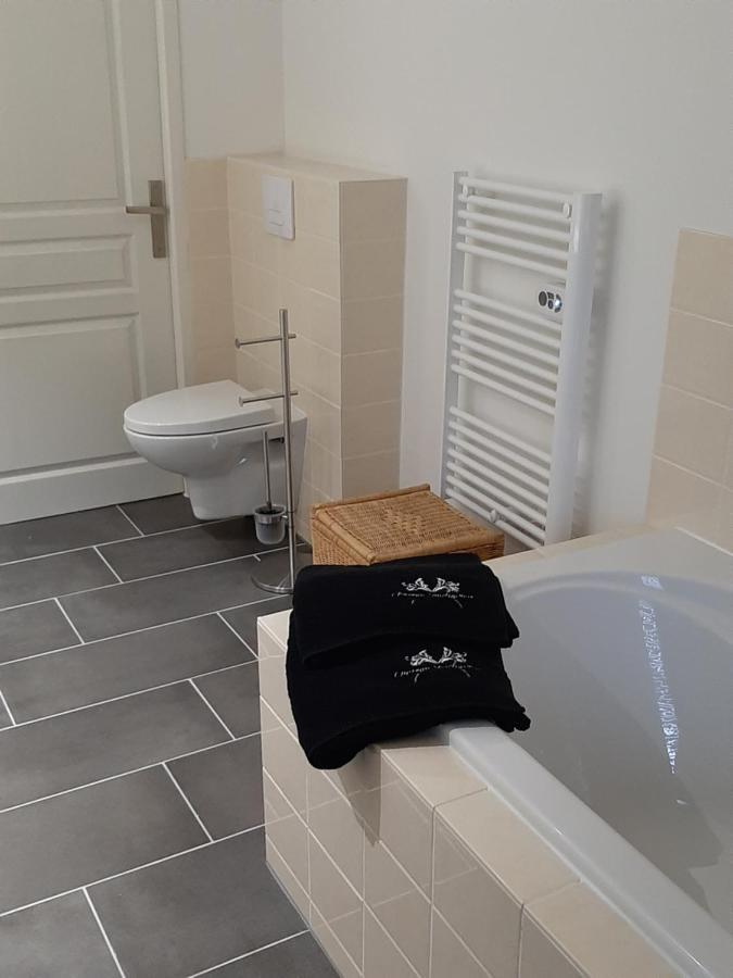 Luxe Gite Met Authentieke Kamers In De Creuse, France Valliere Экстерьер фото